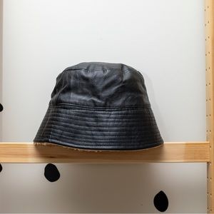 Style retro bucket hat